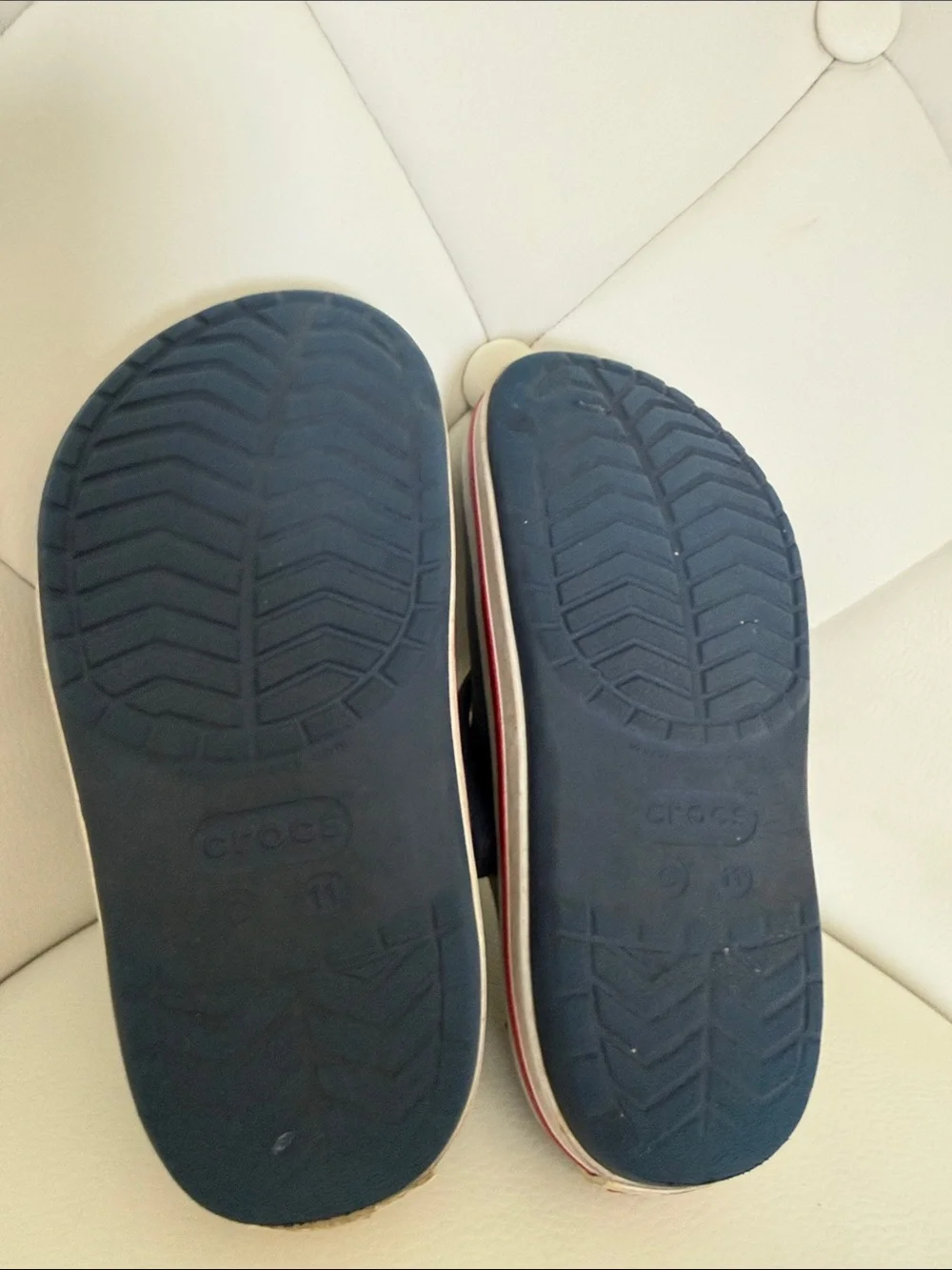 CROCS Kids' Crocband Clog Unisex Shoes Navy with Red Accent Sz C 11